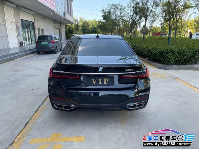 17年宝马7系轿车抵押车出售