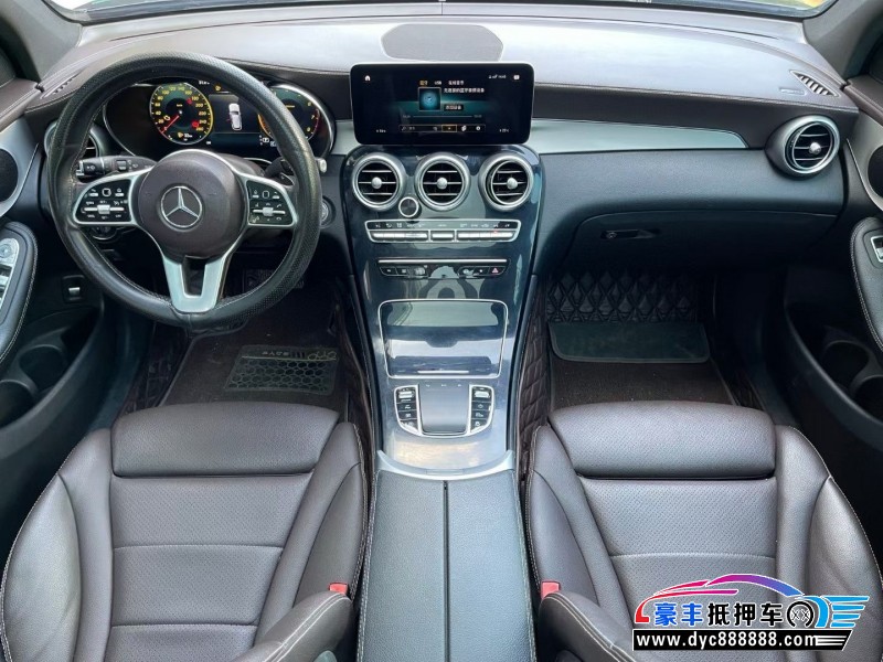 20年奔驰GLC轿车抵押车出售