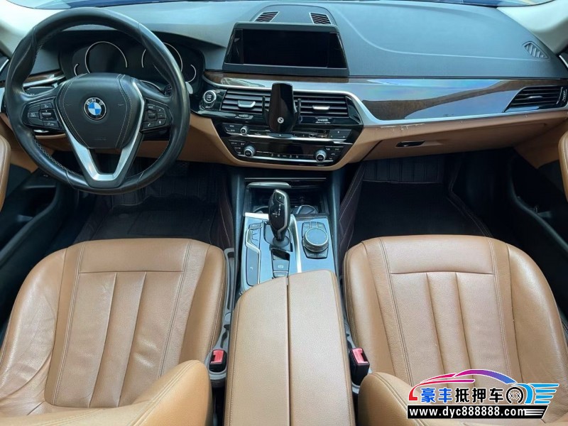 19年宝马5系轿车抵押车出售