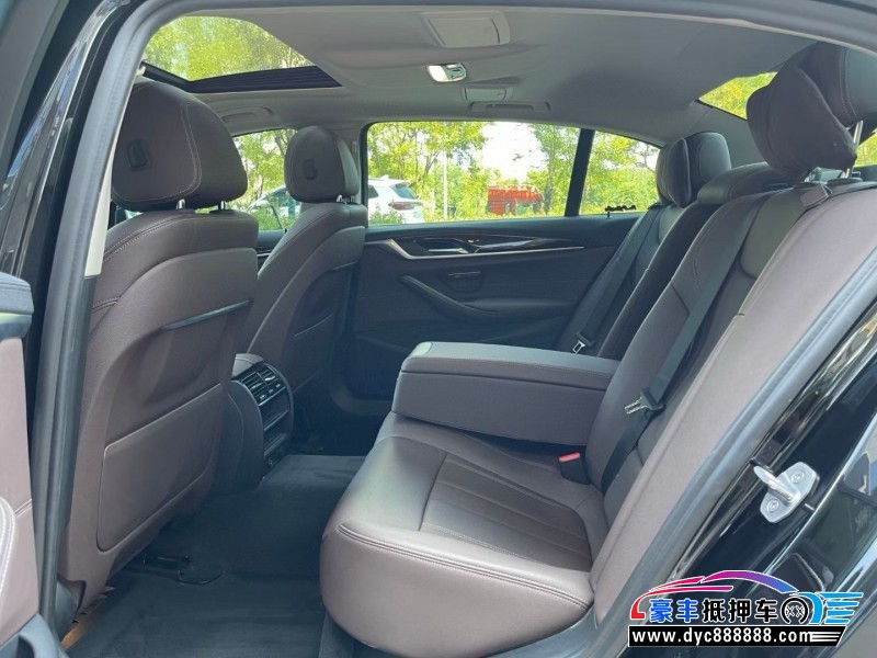 18年宝马5系轿车抵押车出售