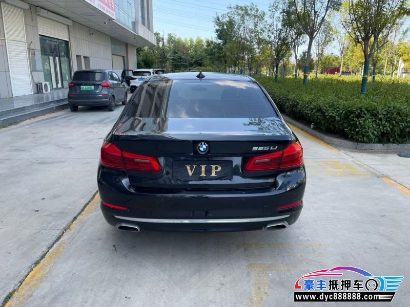 18年宝马5系轿车抵押车出售