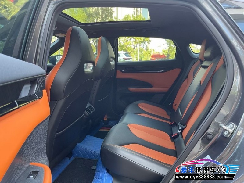 23年长安长安UNI轿车抵押车出售