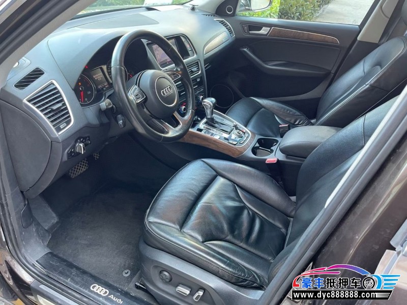15年奥迪Q5轿车抵押车出售