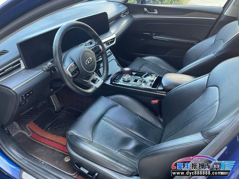 21年起亚K5轿车抵押车出售