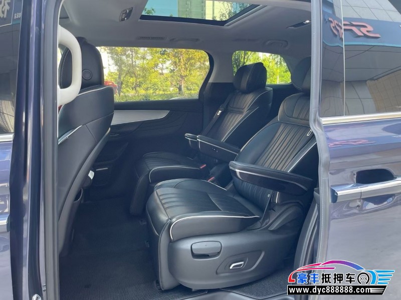 21年荣威imax8轿车抵押车出售