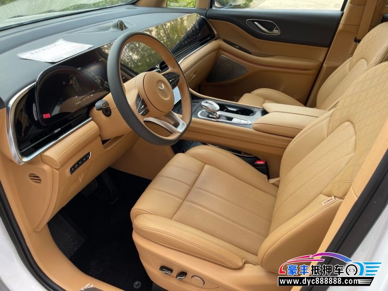 25年岚图梦想家轿车抵押车出售