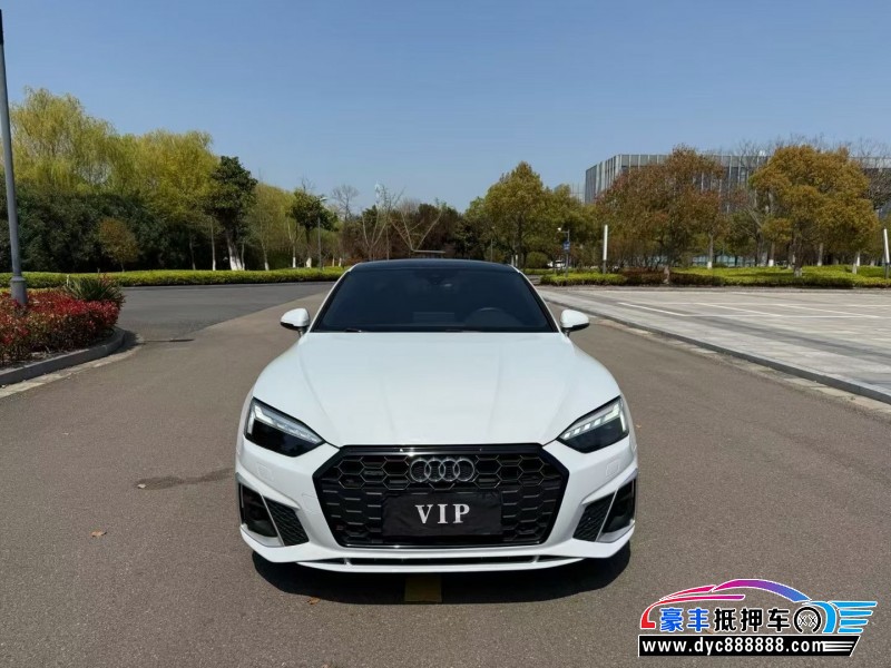 21年奥迪A5轿车抵押车出售