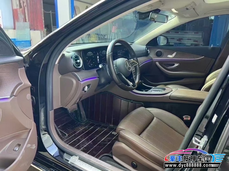 21年奔驰E轿车抵押车出售