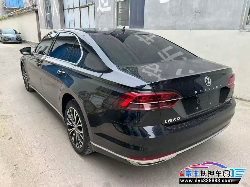 18年大众辉昂轿车抵押车出售