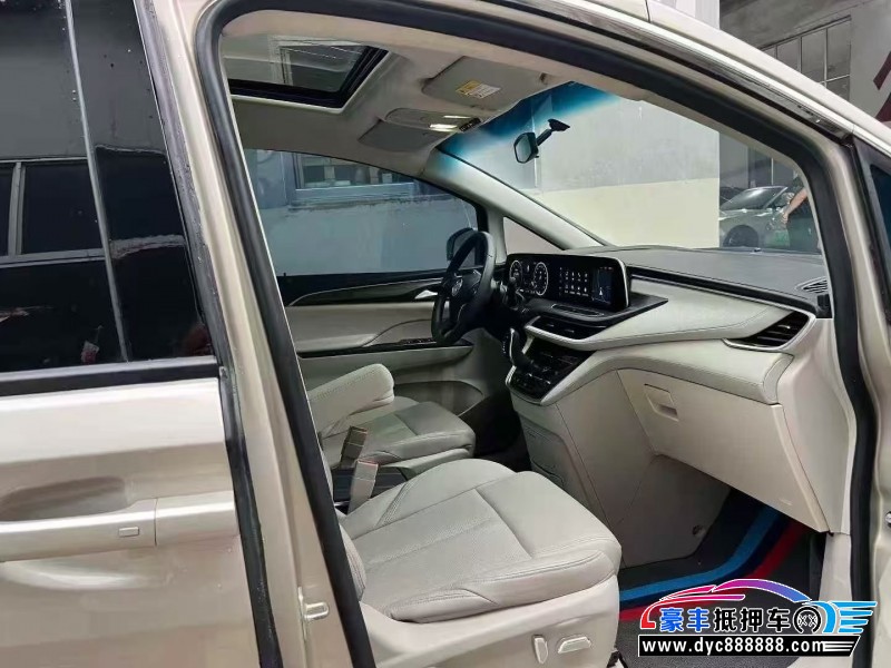 23年别克GL8轿车抵押车出售