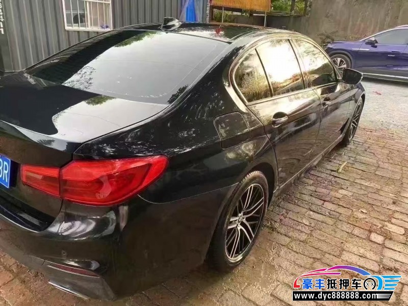 18年宝马5系轿车抵押车出售