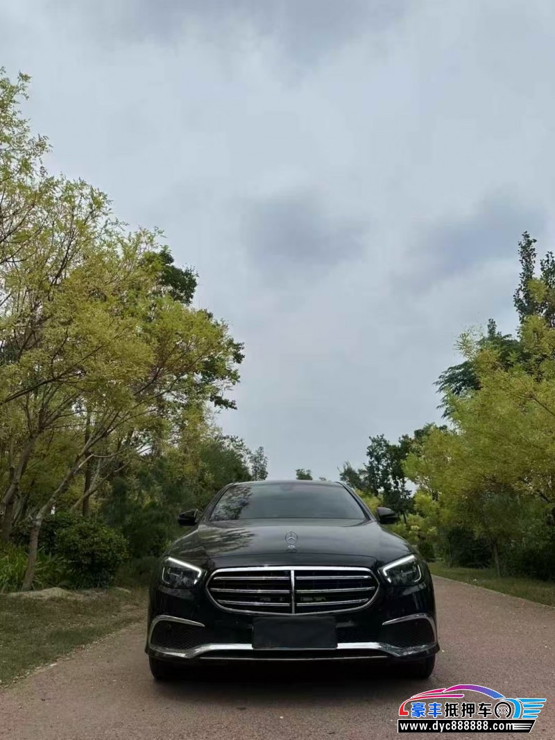 23年奔驰E轿车抵押车出售