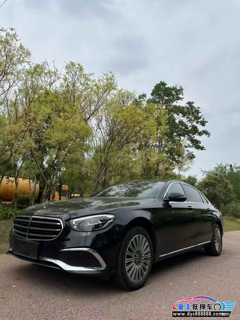 23年奔驰E轿车抵押车出售