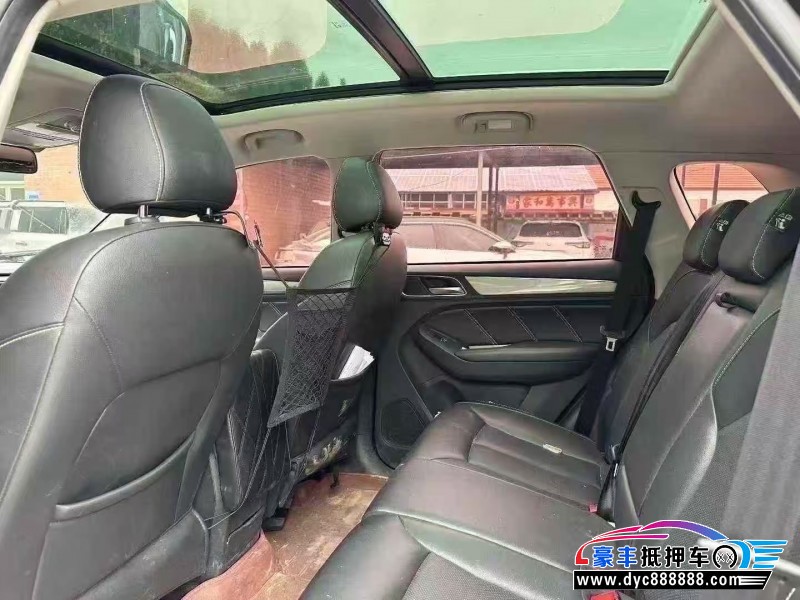 19年荣威RX5SUV抵押车出售