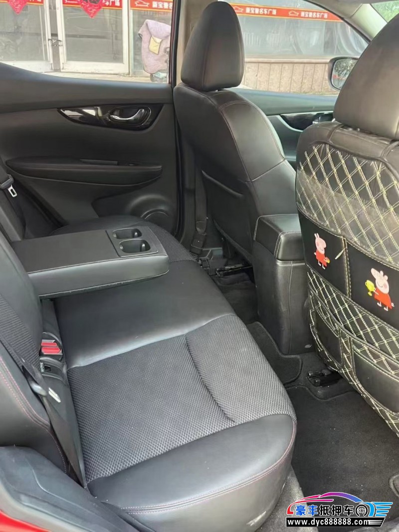 17年日产逍客SUV抵押车出售