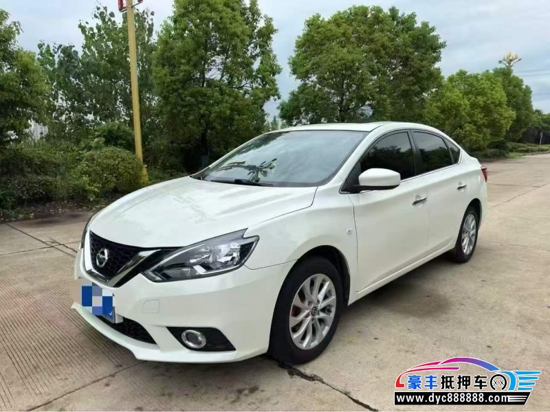 22年日产轩逸轿车抵押车出售