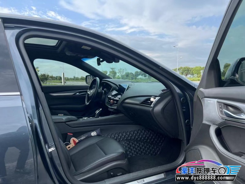 20年凯迪拉克CT5轿车抵押车出售