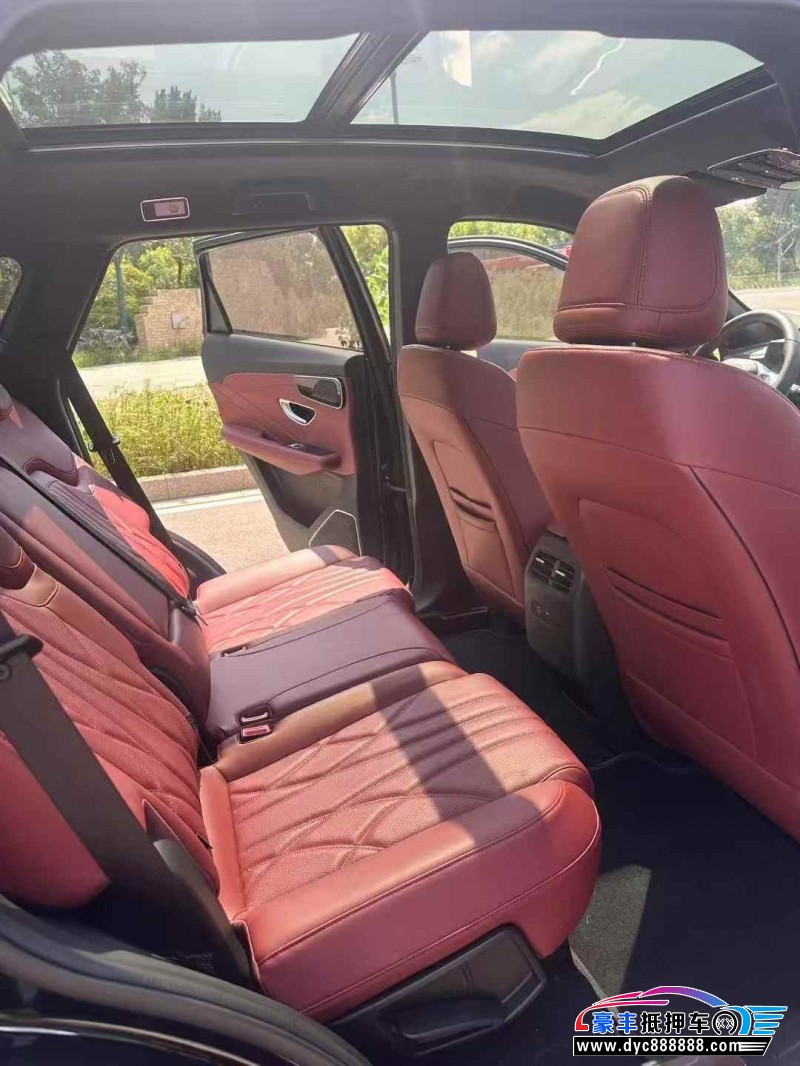 25年捷途X70轿车抵押车出售