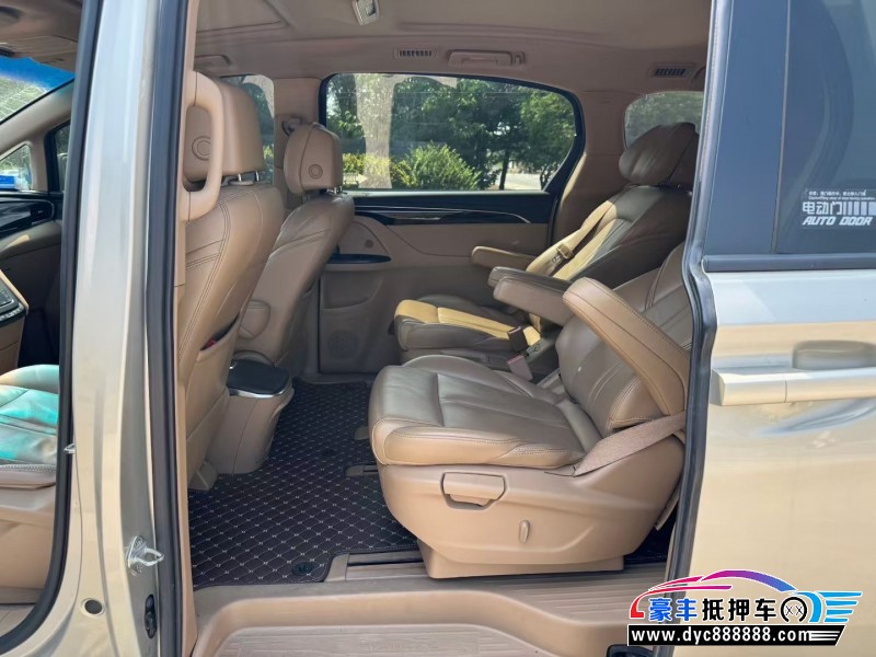 19年别克GL8轿车抵押车出售