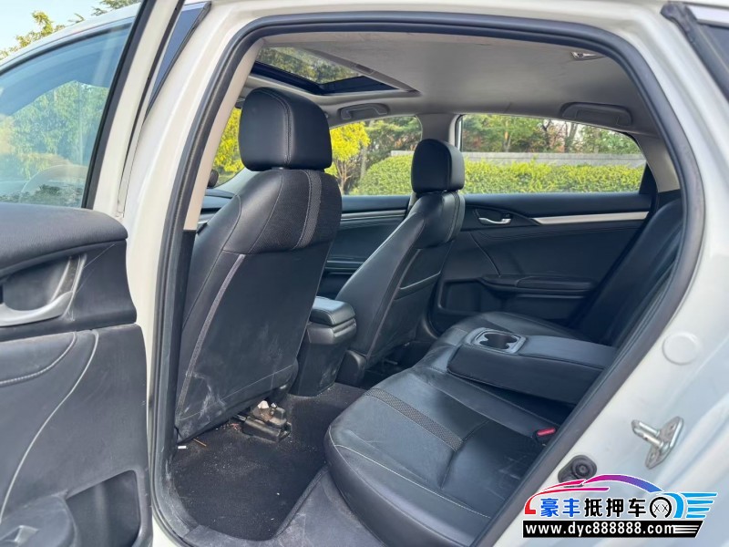 22年本田思域轿车抵押车出售