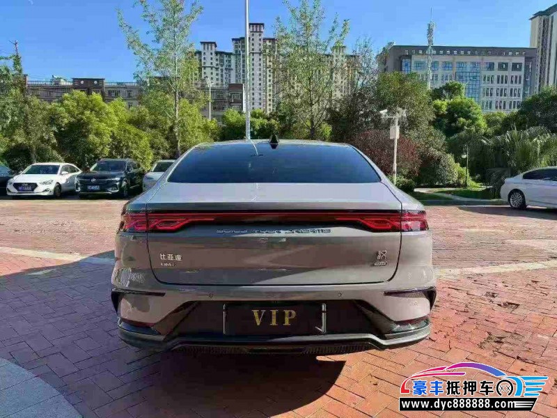 25年比亚迪汉轿车抵押车出售