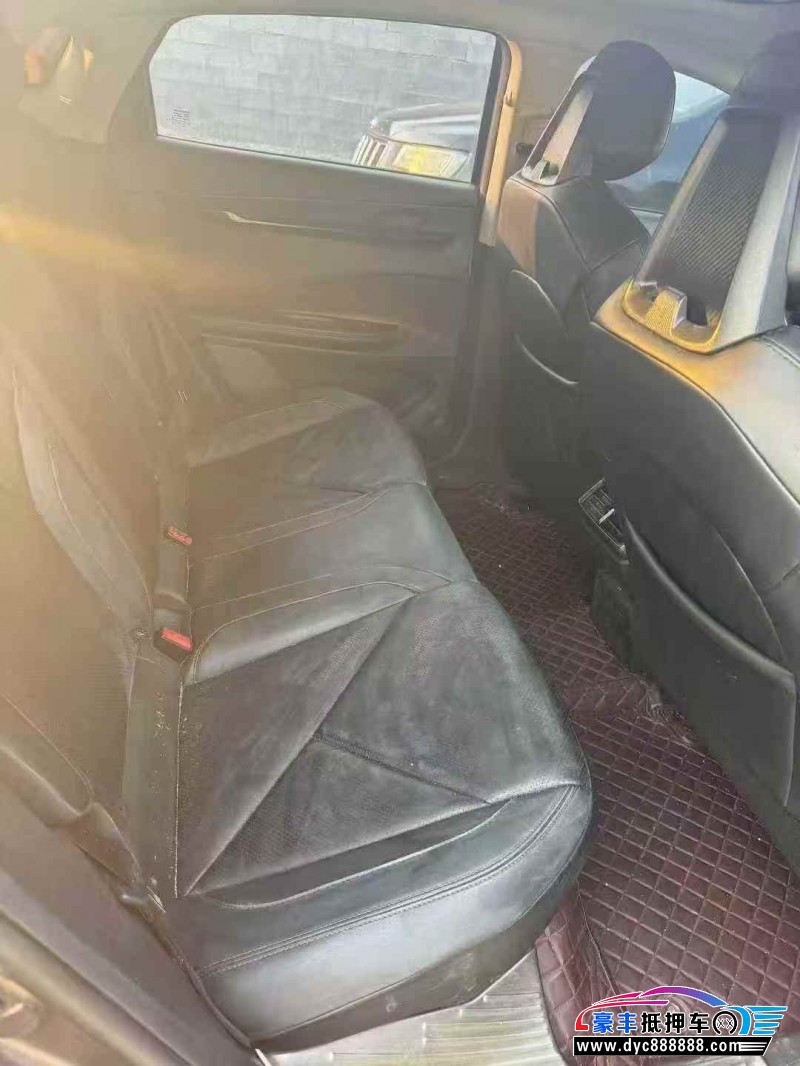 23年长安长安UNI轿车抵押车出售