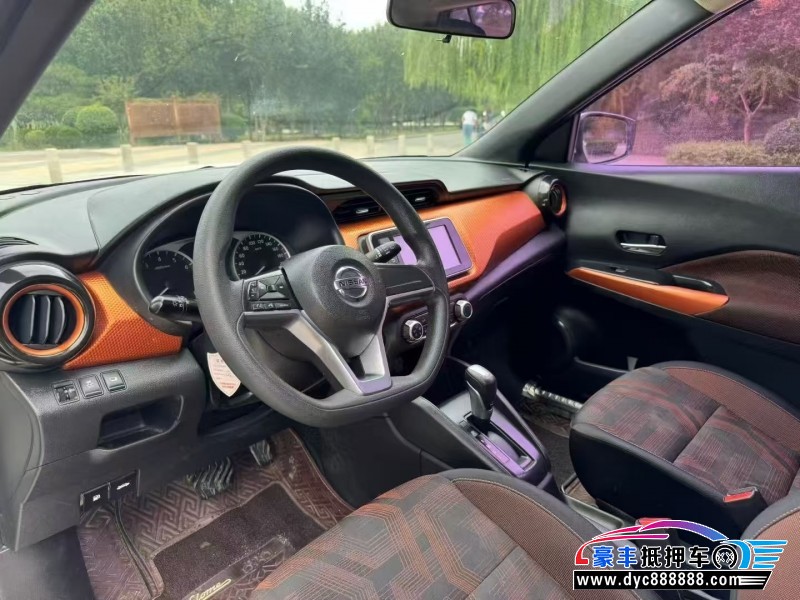 17年日产劲客轿车抵押车出售