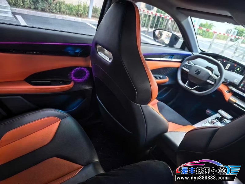 23年长安长安UNI轿车抵押车出售