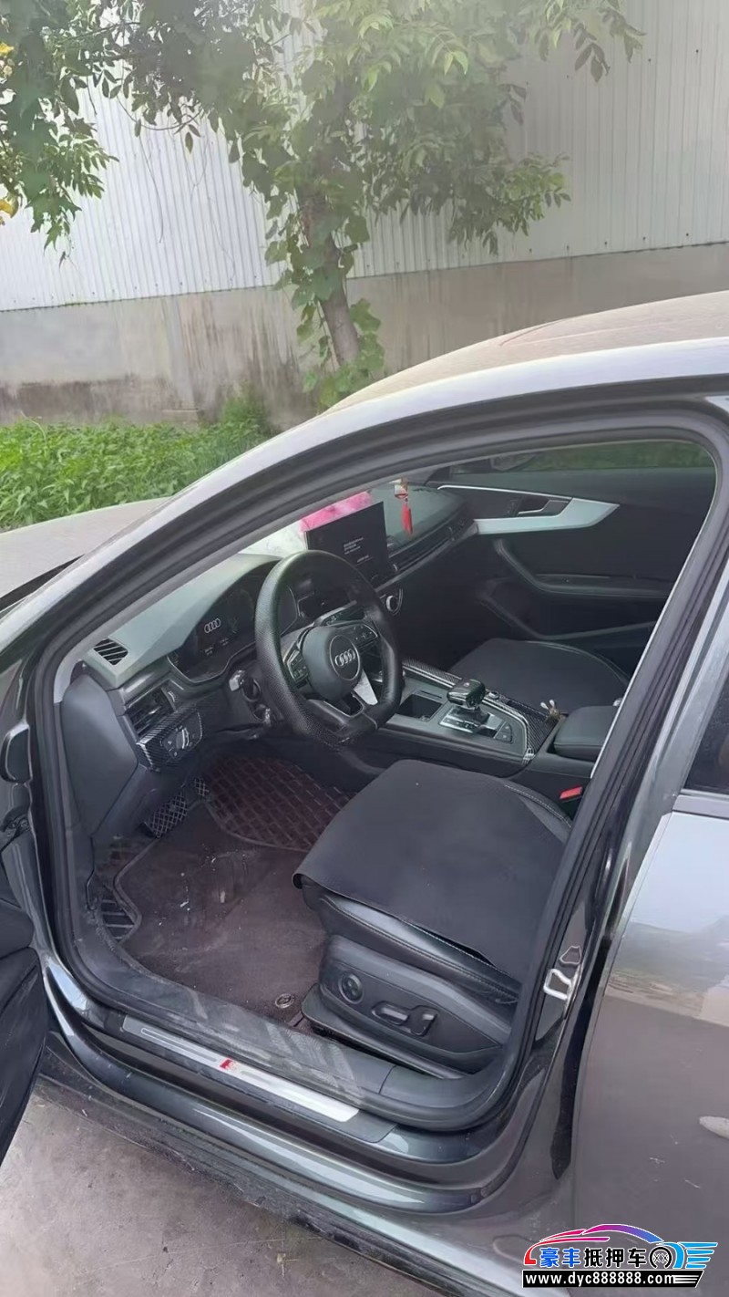 22年奥迪A4L轿车抵押车出售