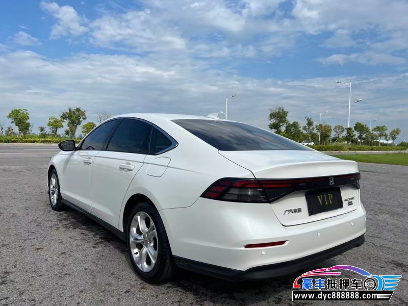 23年本田雅阁轿车抵押车出售