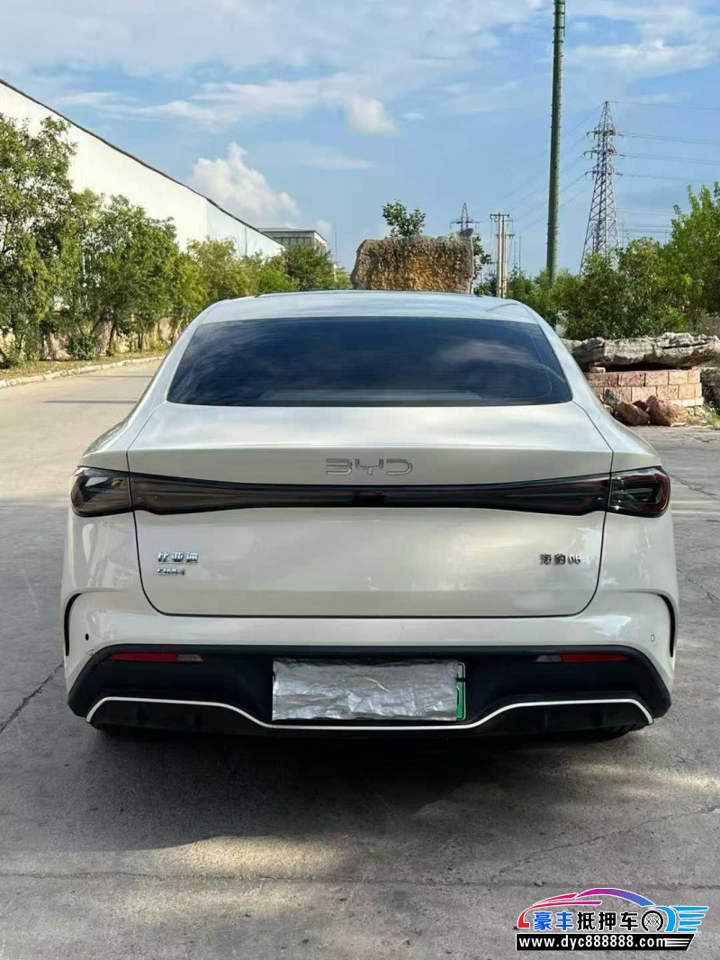 24年比亚迪海豹轿车抵押车出售