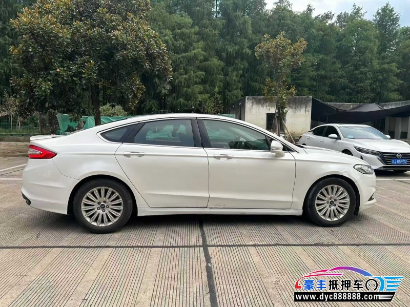 14年福特蒙迪欧轿车抵押车出售