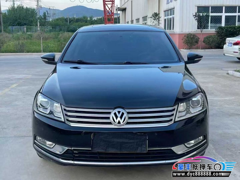 13年大众迈腾轿车抵押车出售