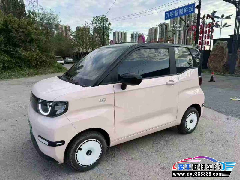 23年奇瑞冰淇淋轿车抵押车出售