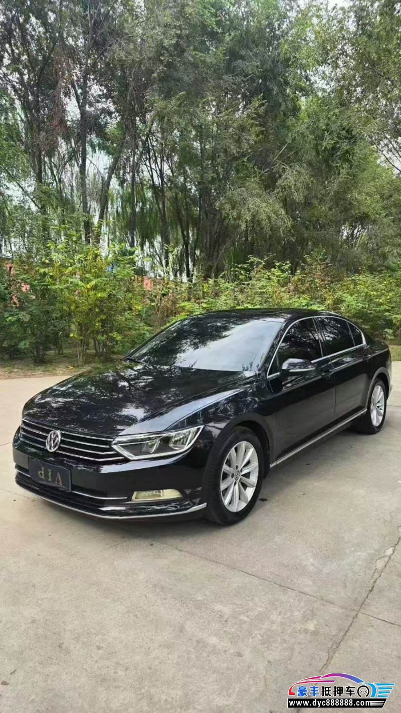 18年大众迈腾轿车抵押车出售