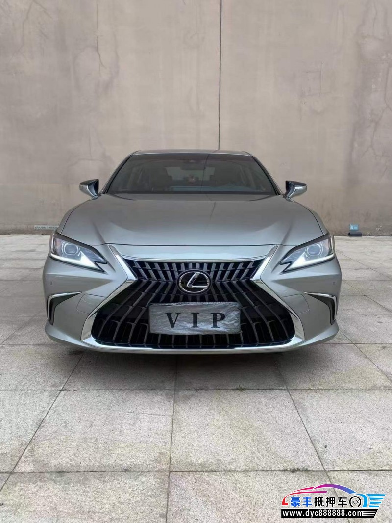 23年雷克萨斯ES轿车抵押车出售