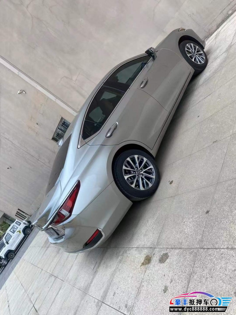 23年雷克萨斯ES轿车抵押车出售