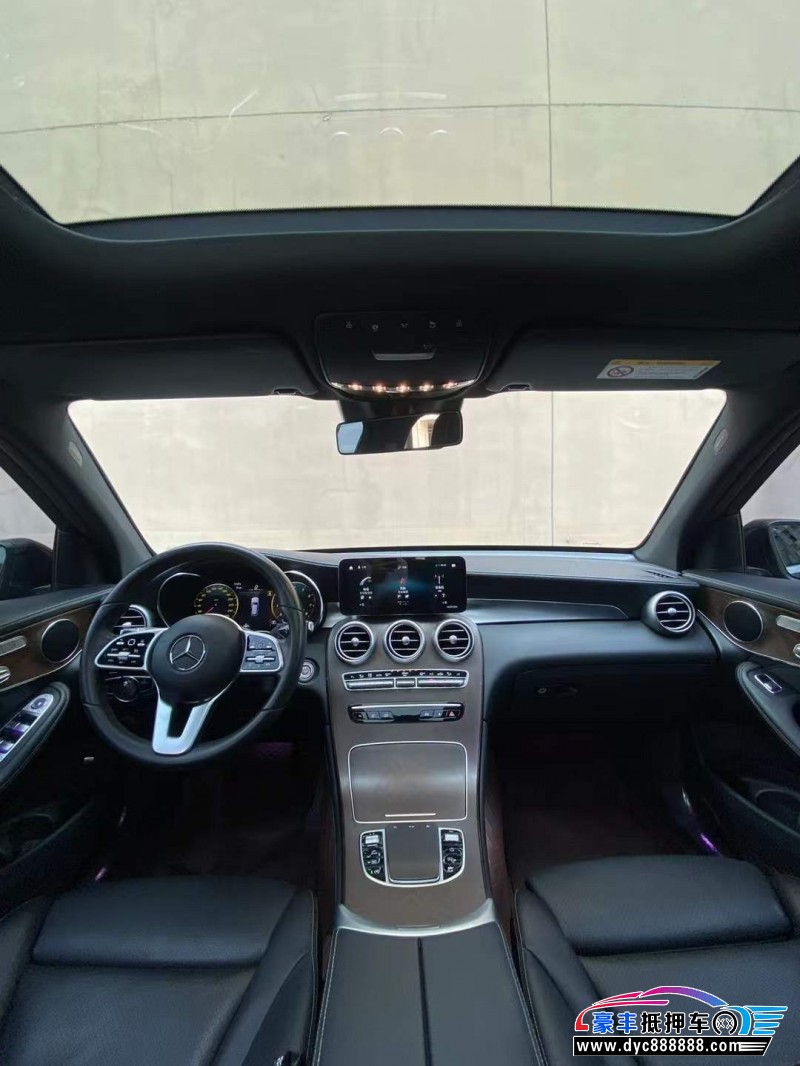 20年奔驰GLC轿车抵押车出售