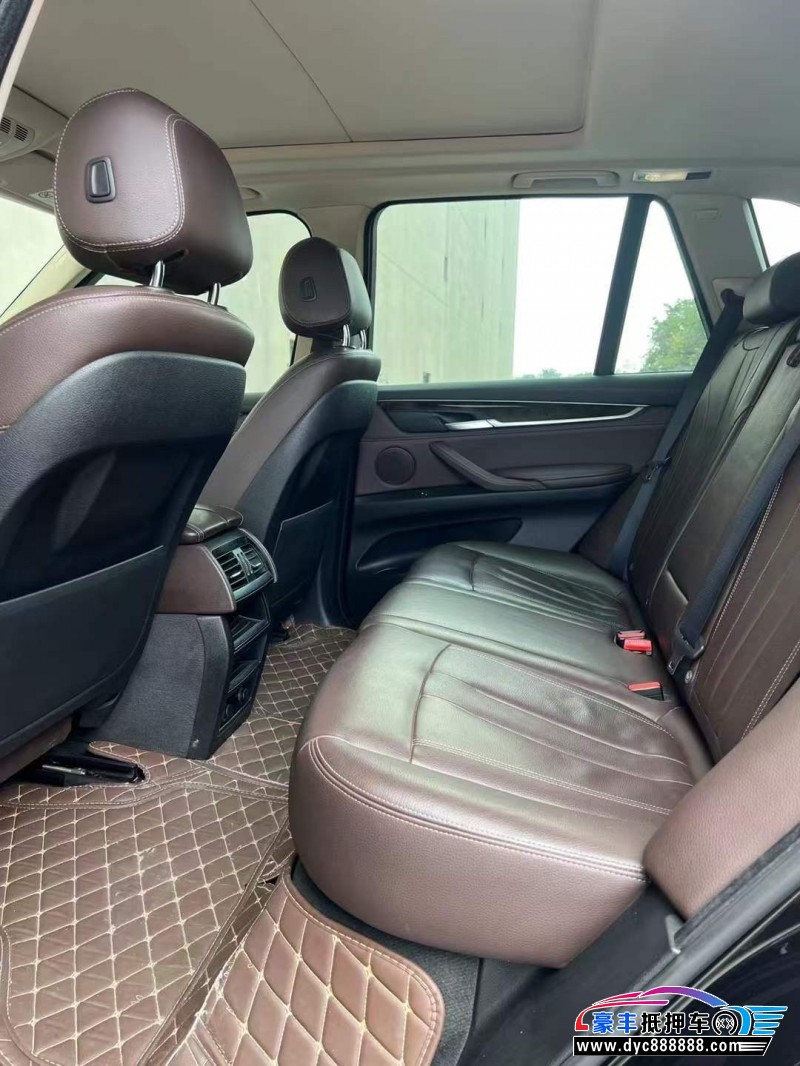 18年宝马X5轿车抵押车出售