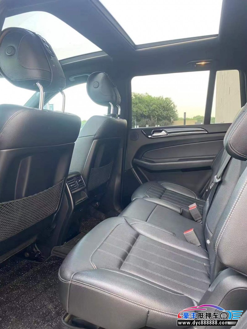 18年奔驰GLS轿车抵押车出售