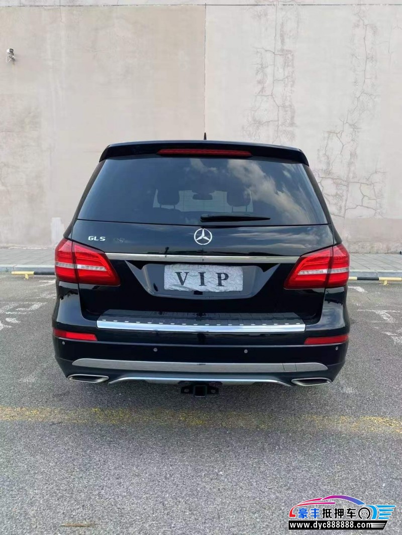 18年奔驰GLS轿车抵押车出售
