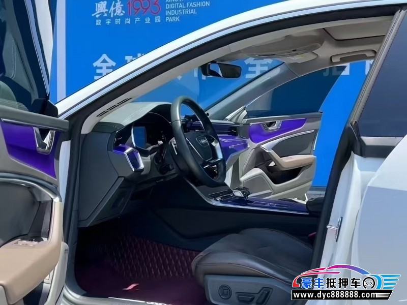 23年奥迪A7轿车抵押车出售