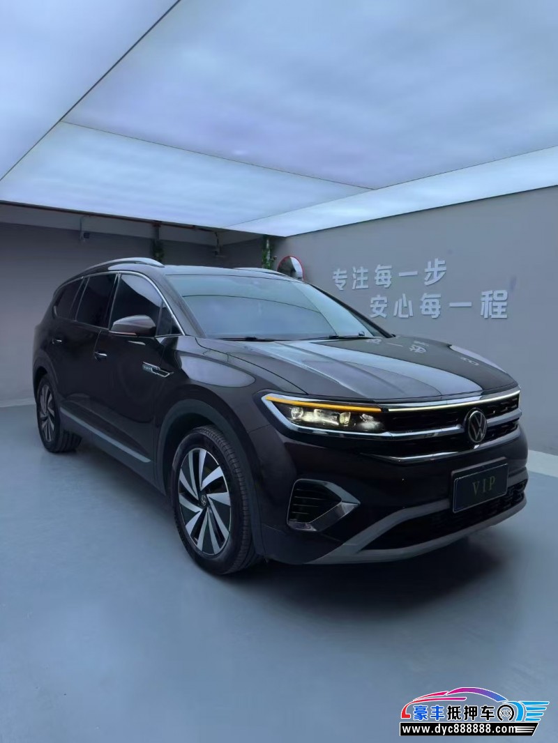 22年大众揽镜轿车抵押车出售