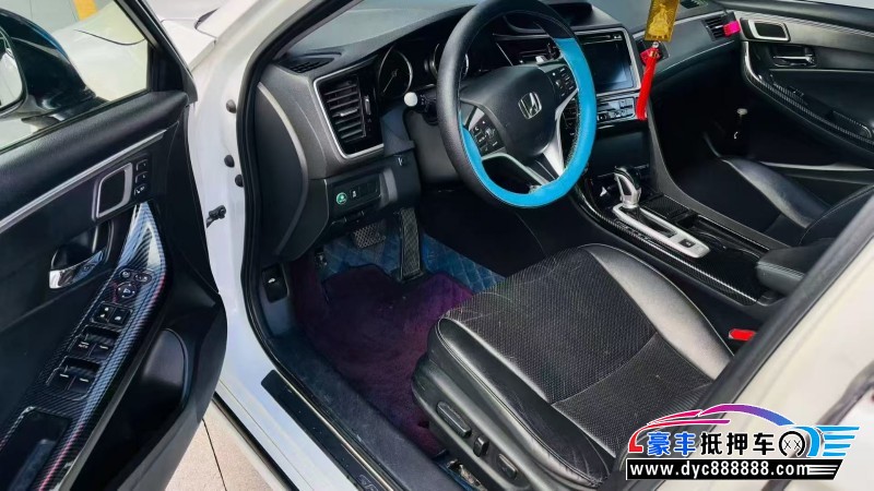 15年本田思铂睿轿车抵押车出售