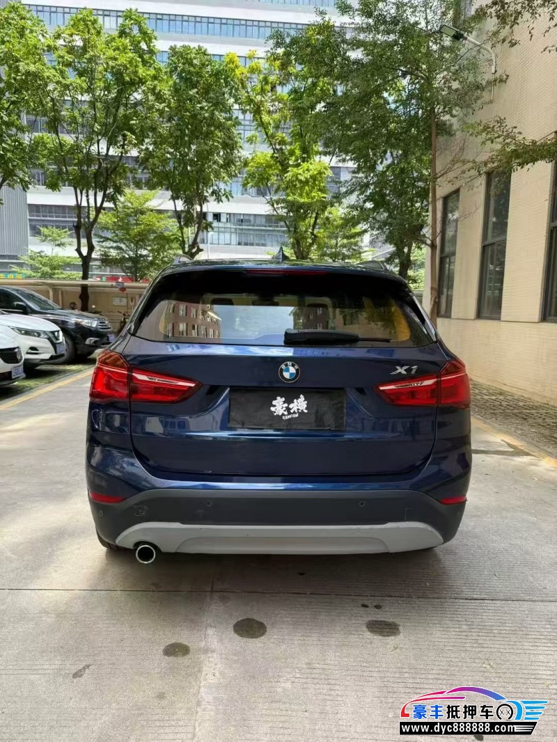 17年宝马X1轿车抵押车出售