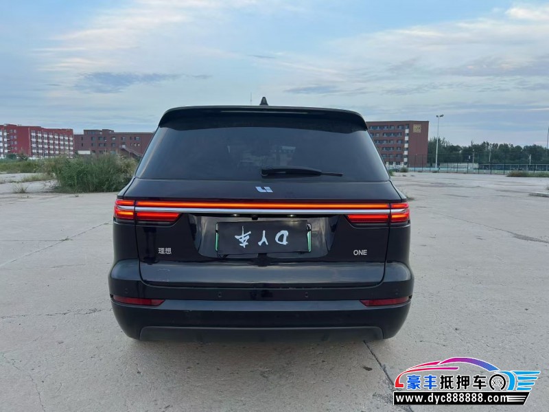 22年理想ONE轿车抵押车出售