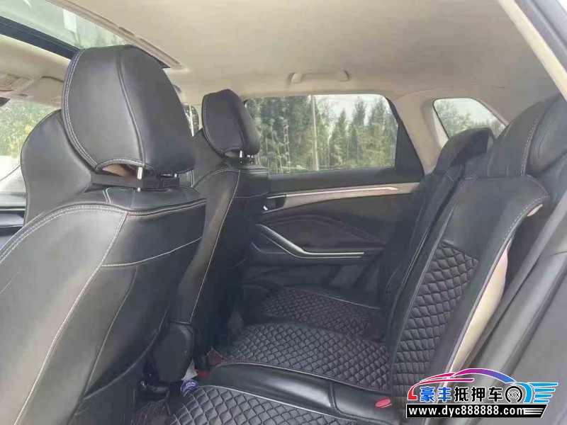 24年奔腾T55轿车抵押车出售