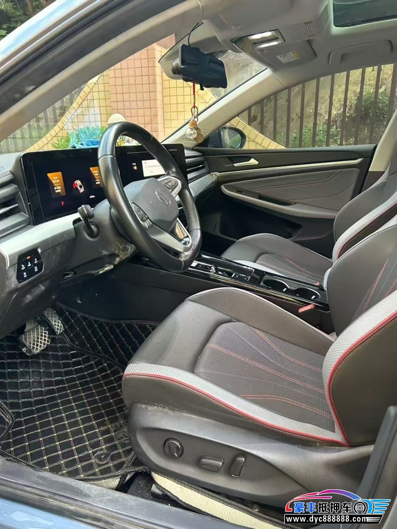 22年大众凌渡轿车抵押车出售