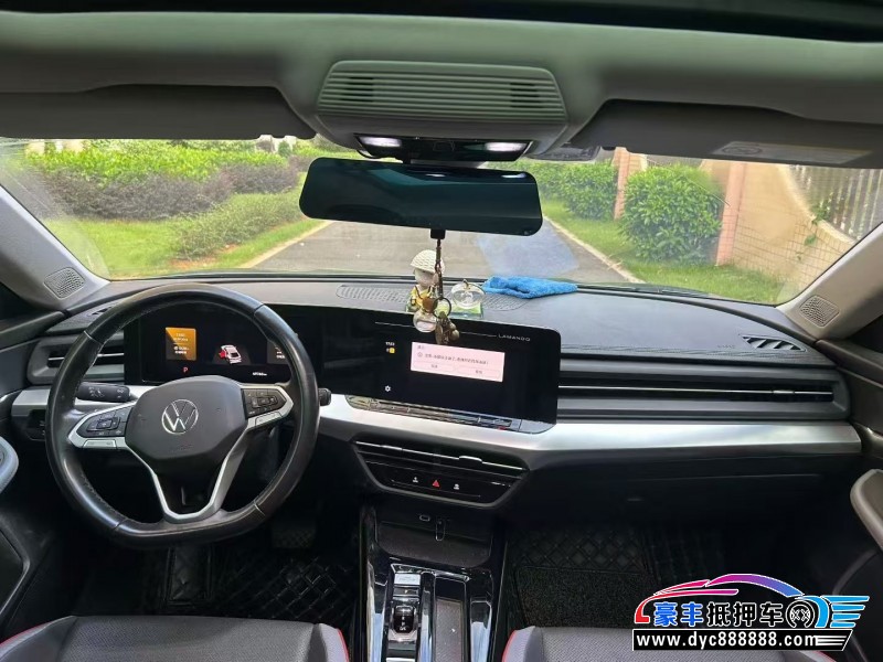 22年大众凌渡轿车抵押车出售