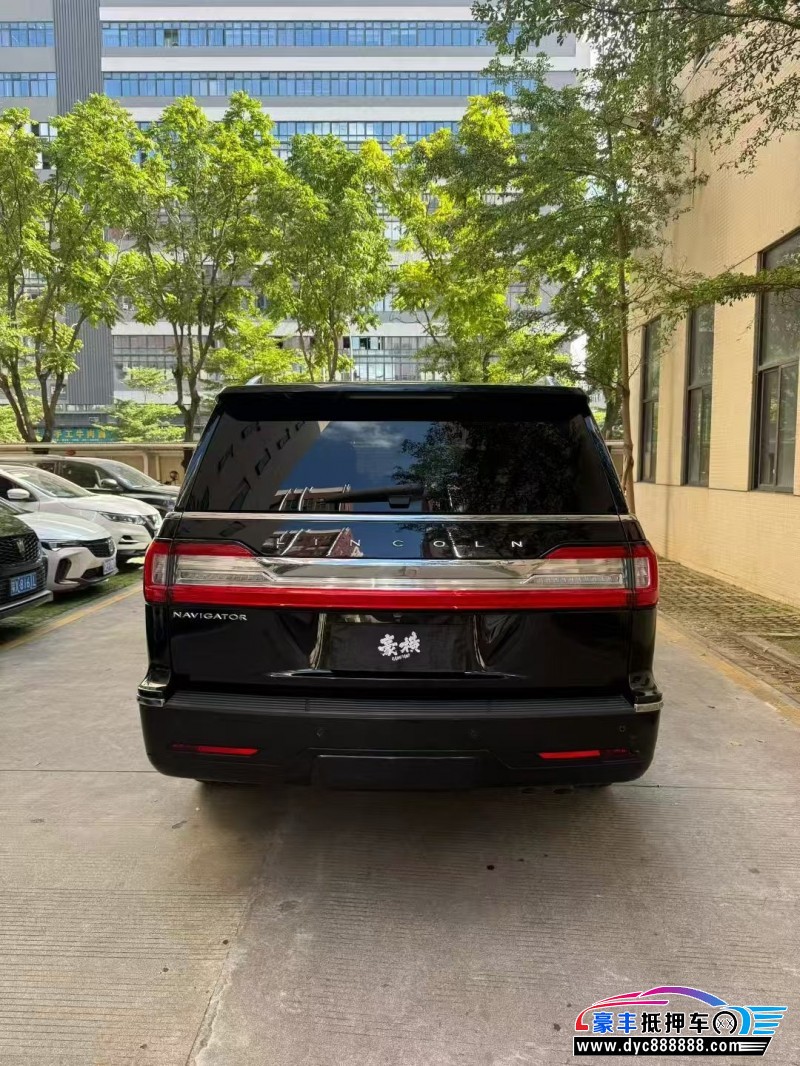 19年林肯领航员轿车抵押车出售